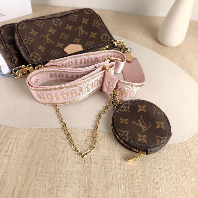 Louis Vuitton Crossbody Bag Multi Pochette Accessoires Shoulder Strap PVC Small 24 × 4 × 13.5 cm — detail view 7 of 10