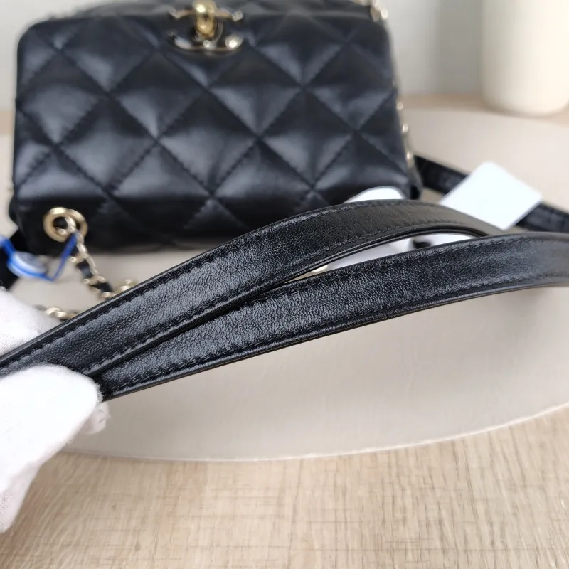 Chanel Backpack logo Backpack Black Lambskin 19 × 6 × 17 cm — detail view 13 of 13