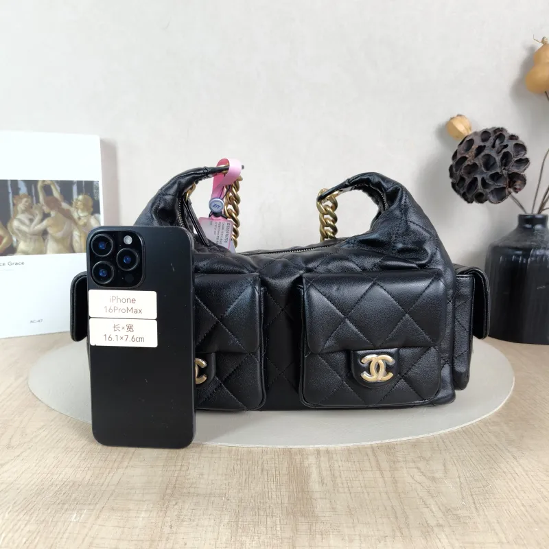Chanel Shoulder Bag c hobo Black Lambskin Large 35 × 18 × 27 cm — cover view 5 of 5