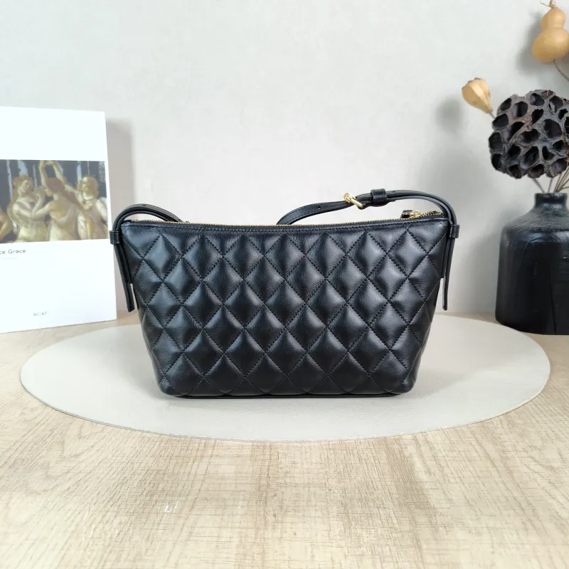 Chanel Crossbody Bag Hobo Vanity Case Bag Black Lambskin One Size19 × 8 × 14 cm — cover view 5 of 6