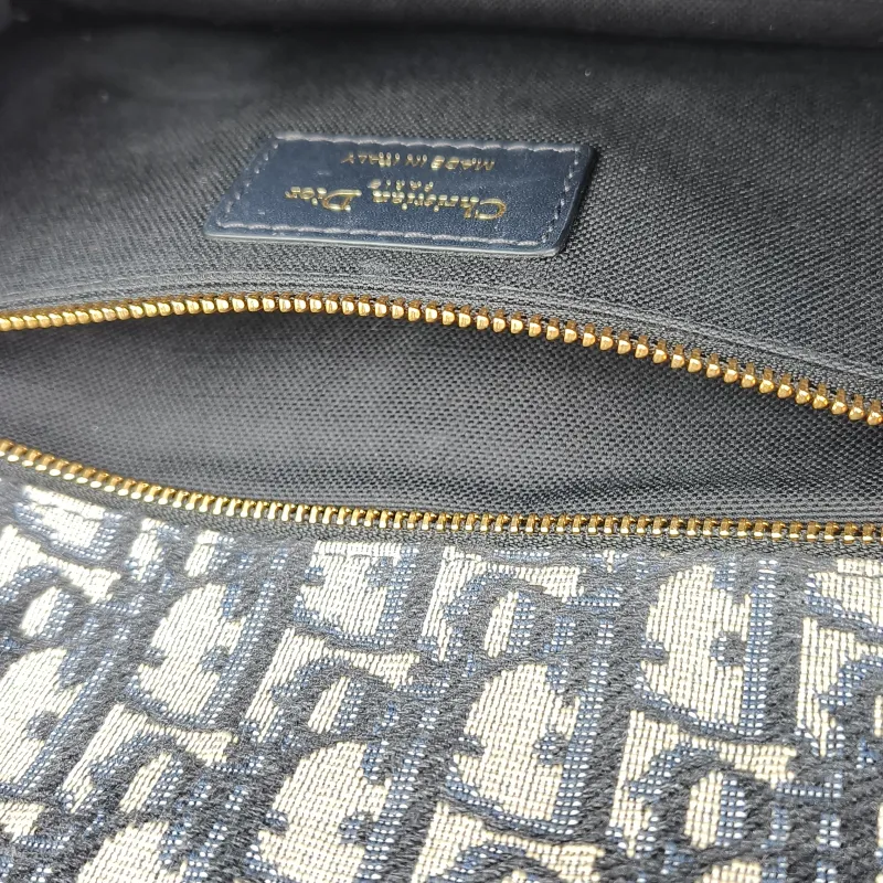 DIOR Crossbody Bag 30Montaigne 30 Edition Canvas Medium 25 × 9 × 16.5 cm — detail view 1 of 12