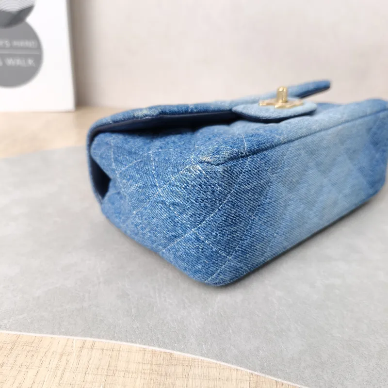 Chanel Crossbody Bag Classic Flap Large Mini CF Mini Blue mini 20 × 6 × 12 cm — detail view 6 of 10