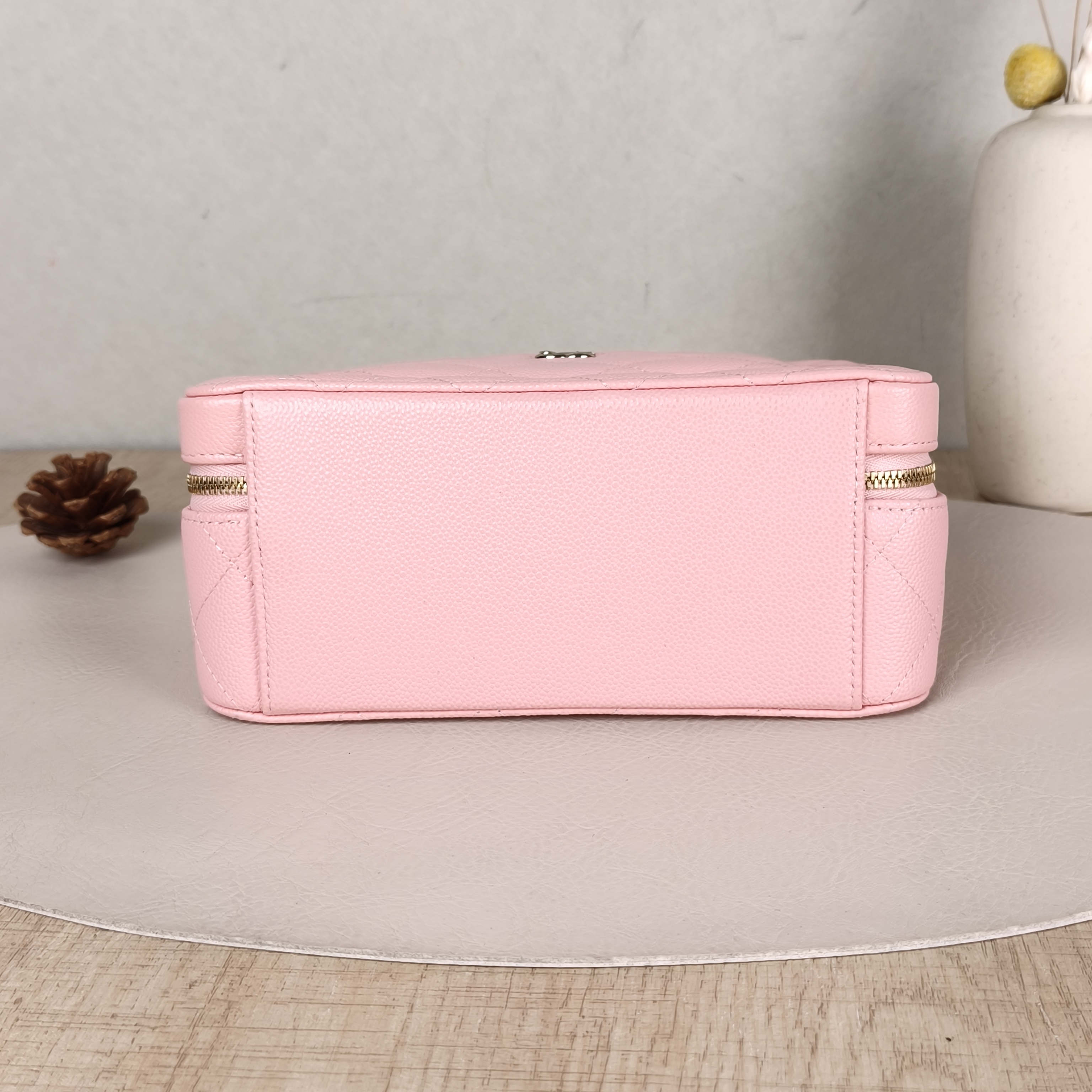 Chanel Crossbody Bag25b Pink Grained Calfskinmini19.5 × 8.5 × 12 cm — cover view 6 of 6