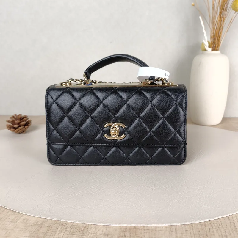 Chanel Crossbody Bag trendy cc woc Black Lambskinmini19.2 × 3.5 × 12.3 cm