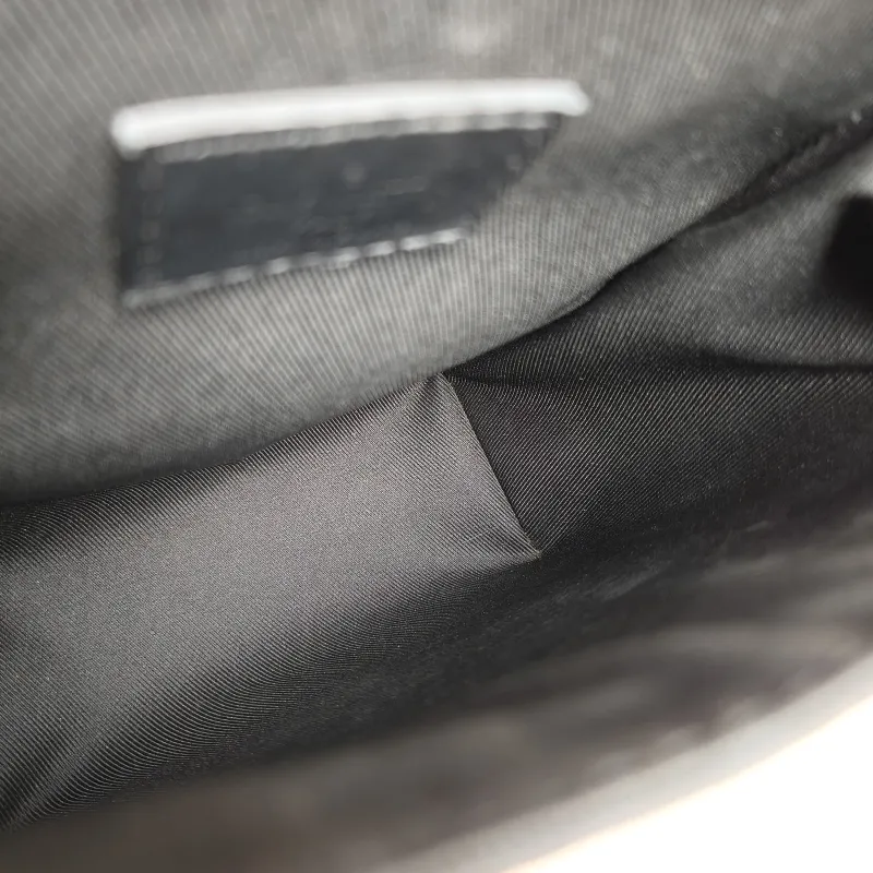 Louis Vuitton Crossbody Bag Nano Steamer Shoulder Bag Black Calfskinnano15 × 7 × 18 cm — detail view 9 of 10