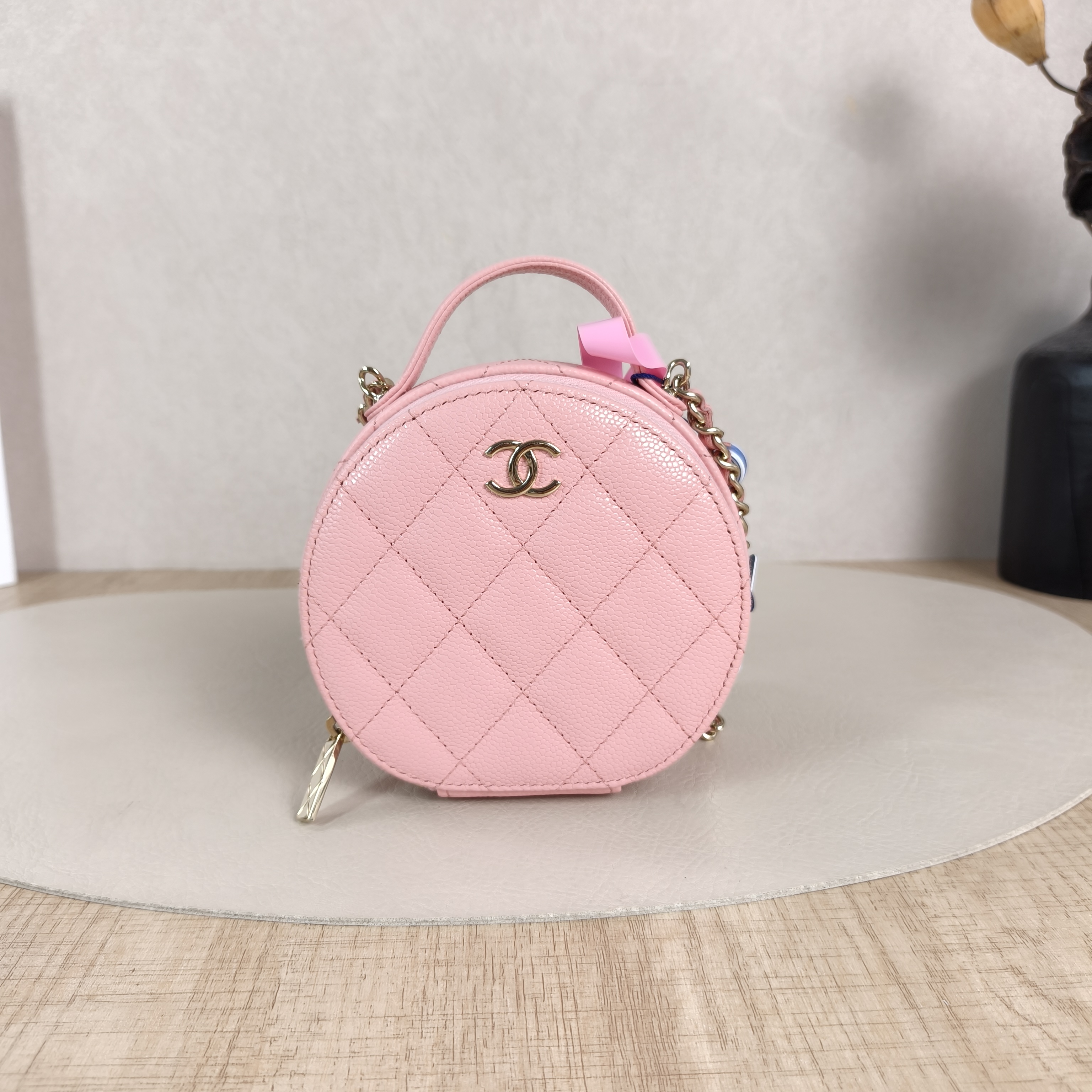 Chanel Crossbody Bag Crossbody Bag Pink Grained Calfskinmini12 × 5 × 12 cm