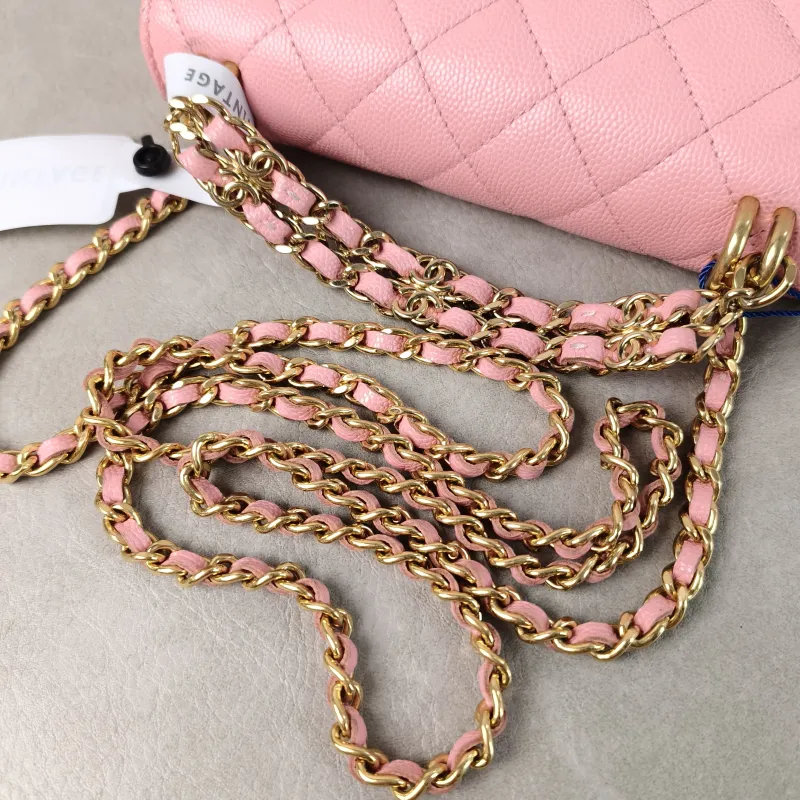 Chanel Crossbody Bag woc Pink Calfskin One Size17 × 4 × 10 cm — detail view 7 of 12