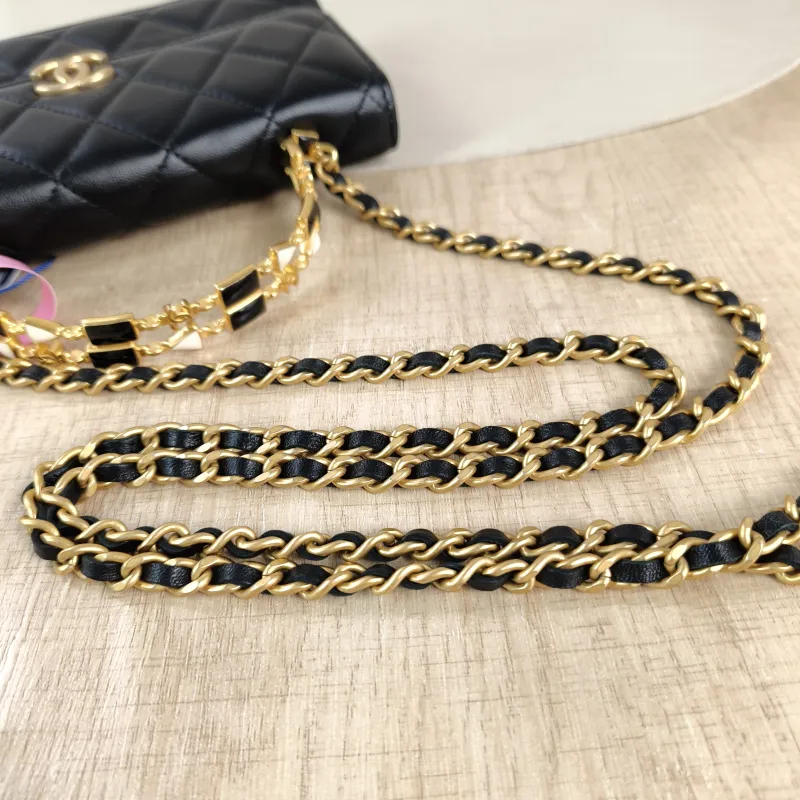 Chanel Crossbody Bag kelly Black Lambskin One Size 18.5 × 4.5 × 10 cm — detail view 6 of 13