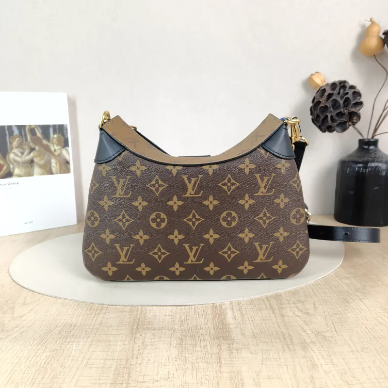 Louis Vuitton Crossbody Bag Twinny Monogram PVC One Size 29 × 9 × 19 cm — cover view 5 of 5