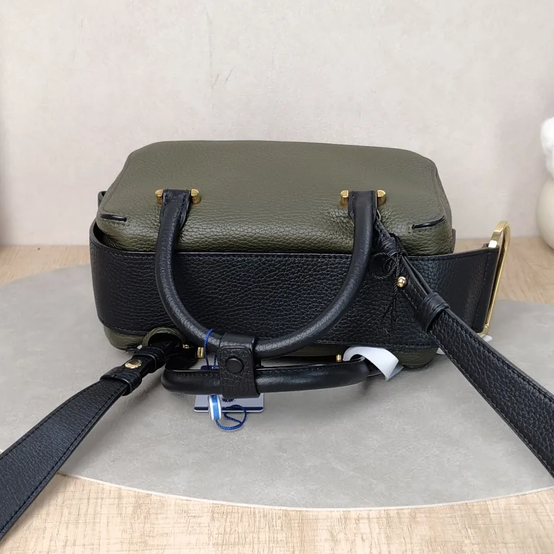 DELVAUX Top Handle Bag Cool Box Box Shoulder Bag Colorblock Calfskinmini21 × 11 × 13 cm — detail view 6 of 17