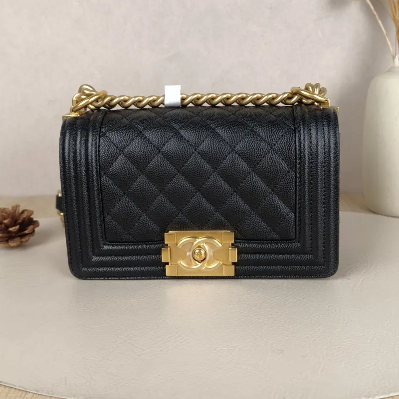 Chanel Crossbody Bag Le Boy​Black Grained Calfskin Small20.5 × 8.5 × 12 cm