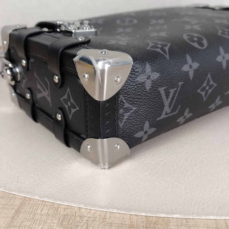 Louis Vuitton Crossbody Bag Side Trunk East West Box Monogram PVC Medium 28 × 7 × 15 cm — detail view 11 of 14