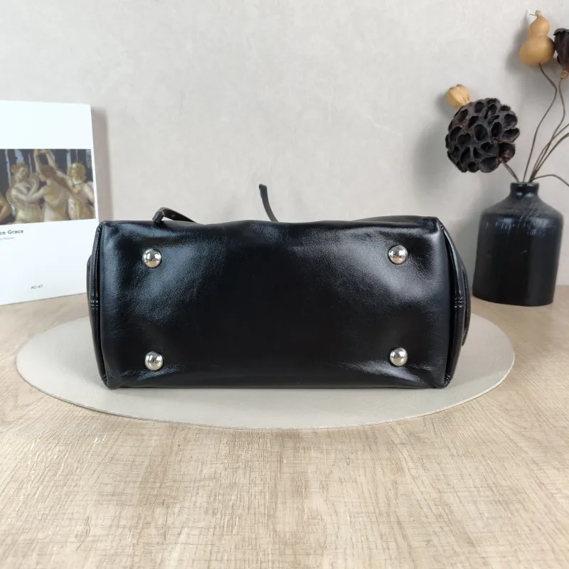 Louis Vuitton Crossbody Bag Carryall Cargo Vibe Black SL ambskin Small 33.5 × 15 × 23 cm — cover view 3 of 5