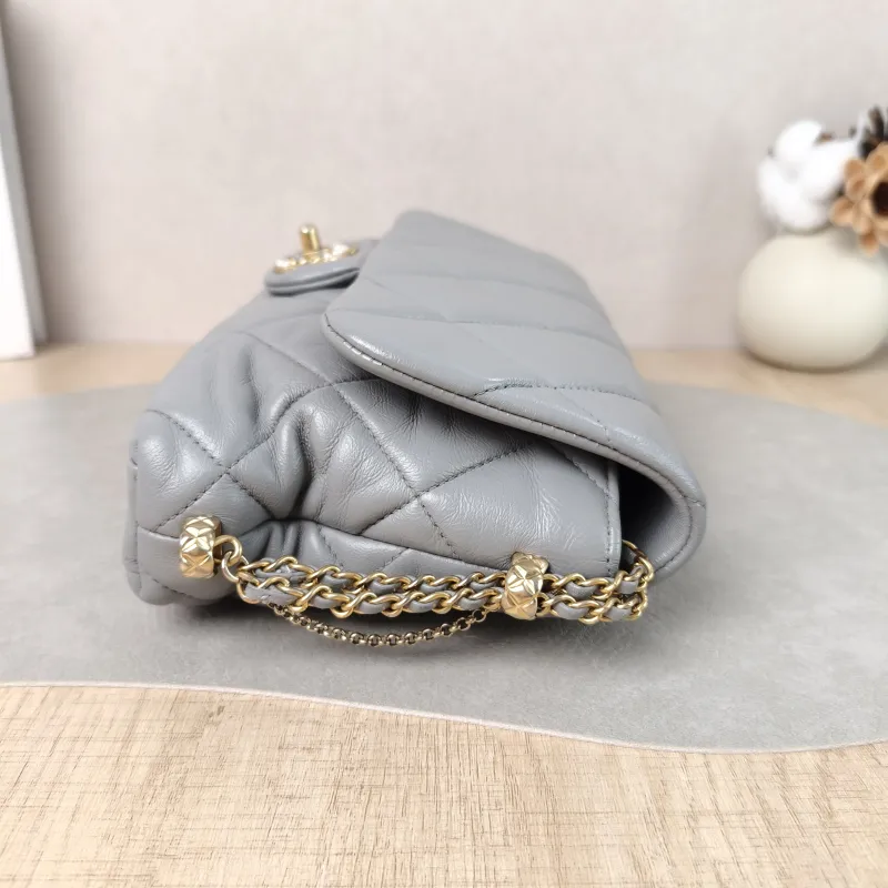 Chanel Crossbody Bag Crossbody Bag Grey Lambskin One Size 25.5 × 4.5 × 15 cm — detail view 14 of 14