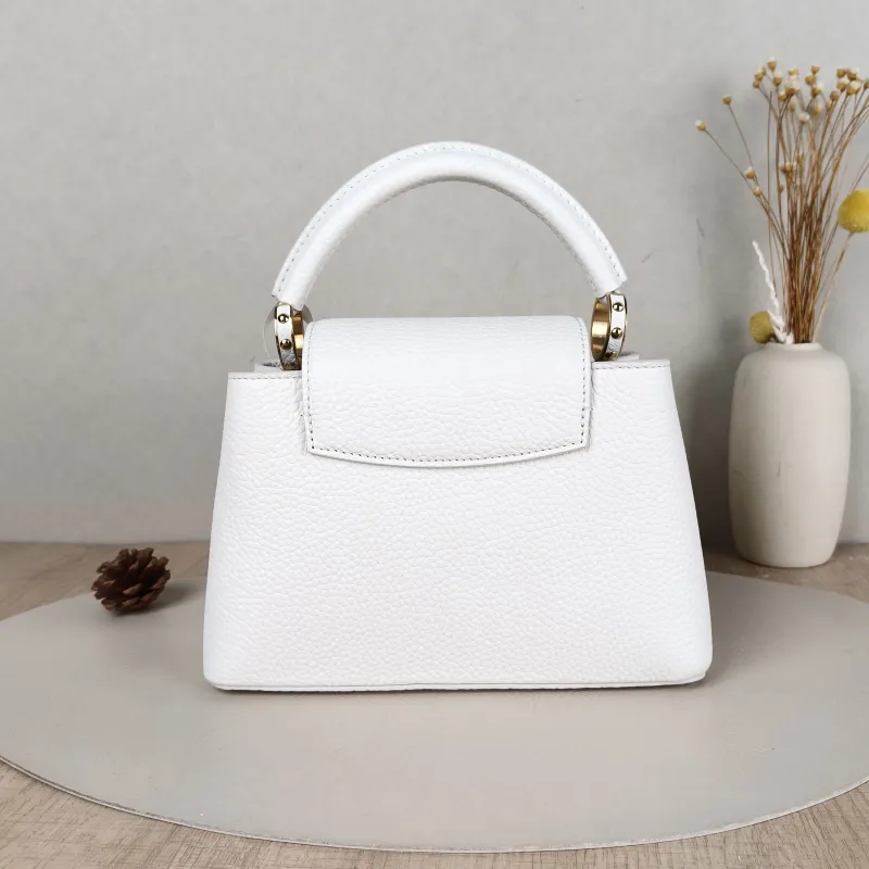 Louis Vuitton Shoulder Bag MY Capucines White Calfskin One Size 23 × 8 × 15 cm — cover view 5 of 6
