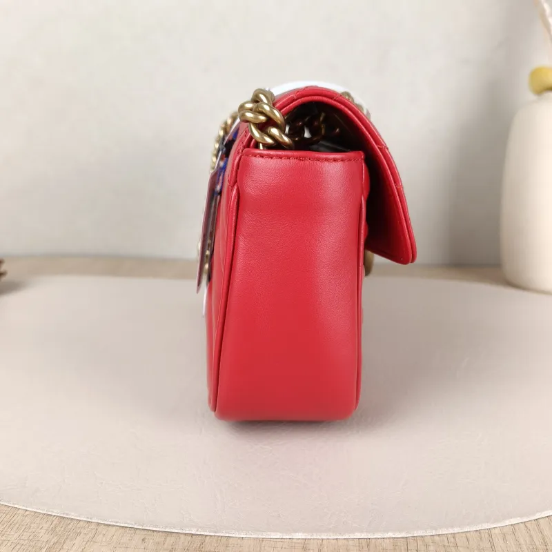 GUCCI Crossbody Bag GG Marmont Small Marmont 22Red Calfskin Small22 × 6 × 13 cm — detail view 12 of 13