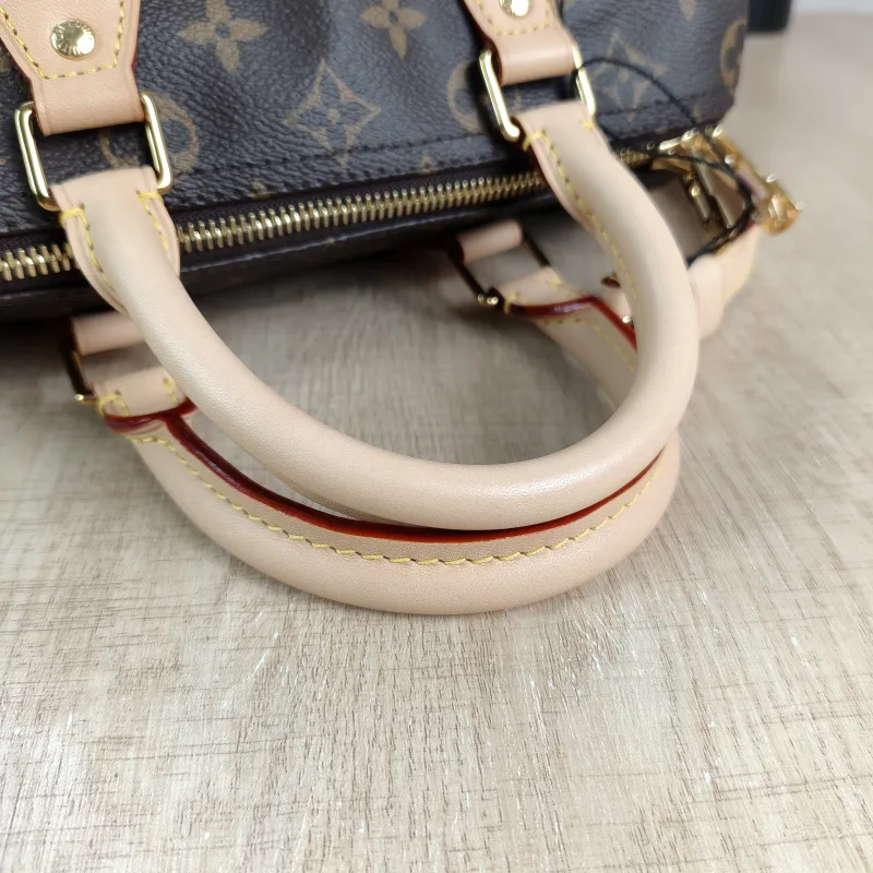 Louis Vuitton Crossbody Bag Speedy25Shoulder Strap Edition-Monogram PVC Medium25 × 15 × 19 cm — detail view 8 of 12