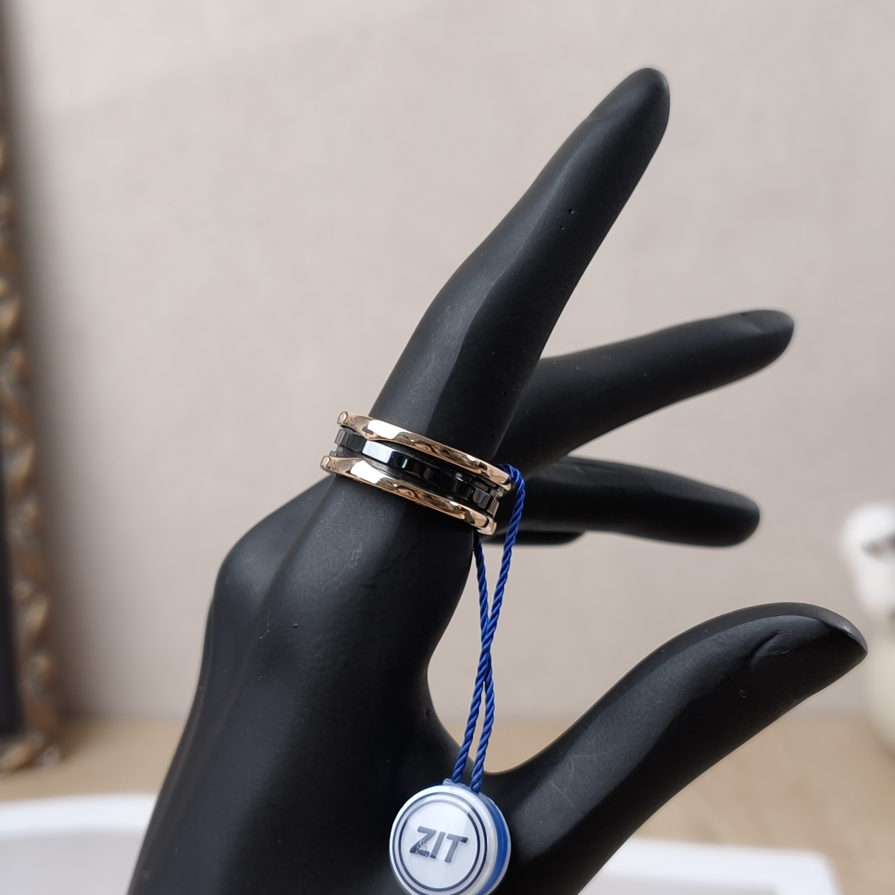 Bvlgari Ring B.zero1Gold18k One Size62 — cover view 4 of 9