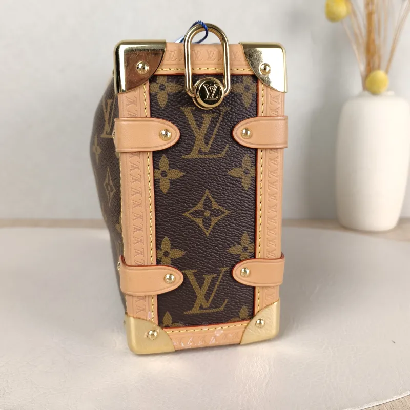 Louis Vuitton Crossbody Bag Side Trunk Box Monogram PVC Medium 23.5 × 8.5 × 16 cm — detail view 5 of 13