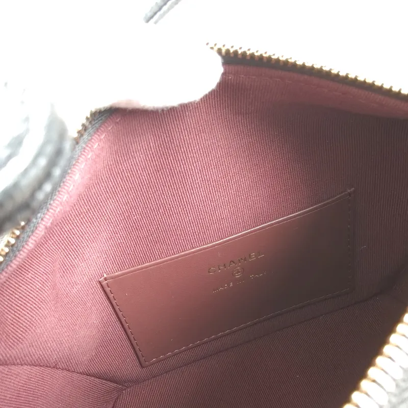 Chanel Crossbody Bag Crossbody Bag Black Calfskin One Size 21.5 × 7.5 × 19 cm — detail view 13 of 14