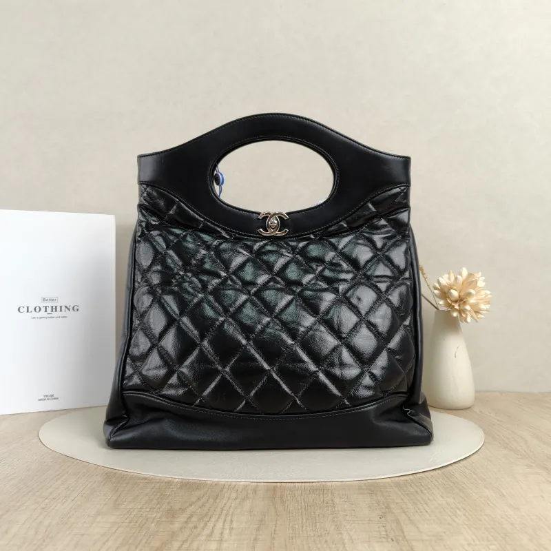 Chanel 31bag Medium Lambskin28 · Authenticity Card36 × 9 × 30 cm