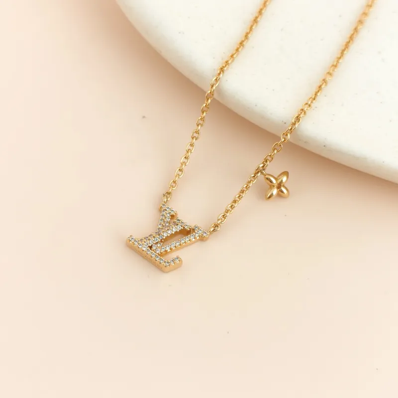 Louis Vuitton Necklace logo Necklace Gold One Size 47cm — cover view 5 of 7