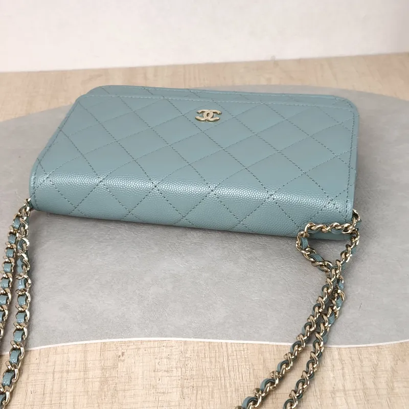 Chanel Crossbody Bag Classic Flap WOC CF WOCWOC Bag Green Grained Calfskin 19.2 × 3.5 × 12.3 cm — detail view 5 of 12