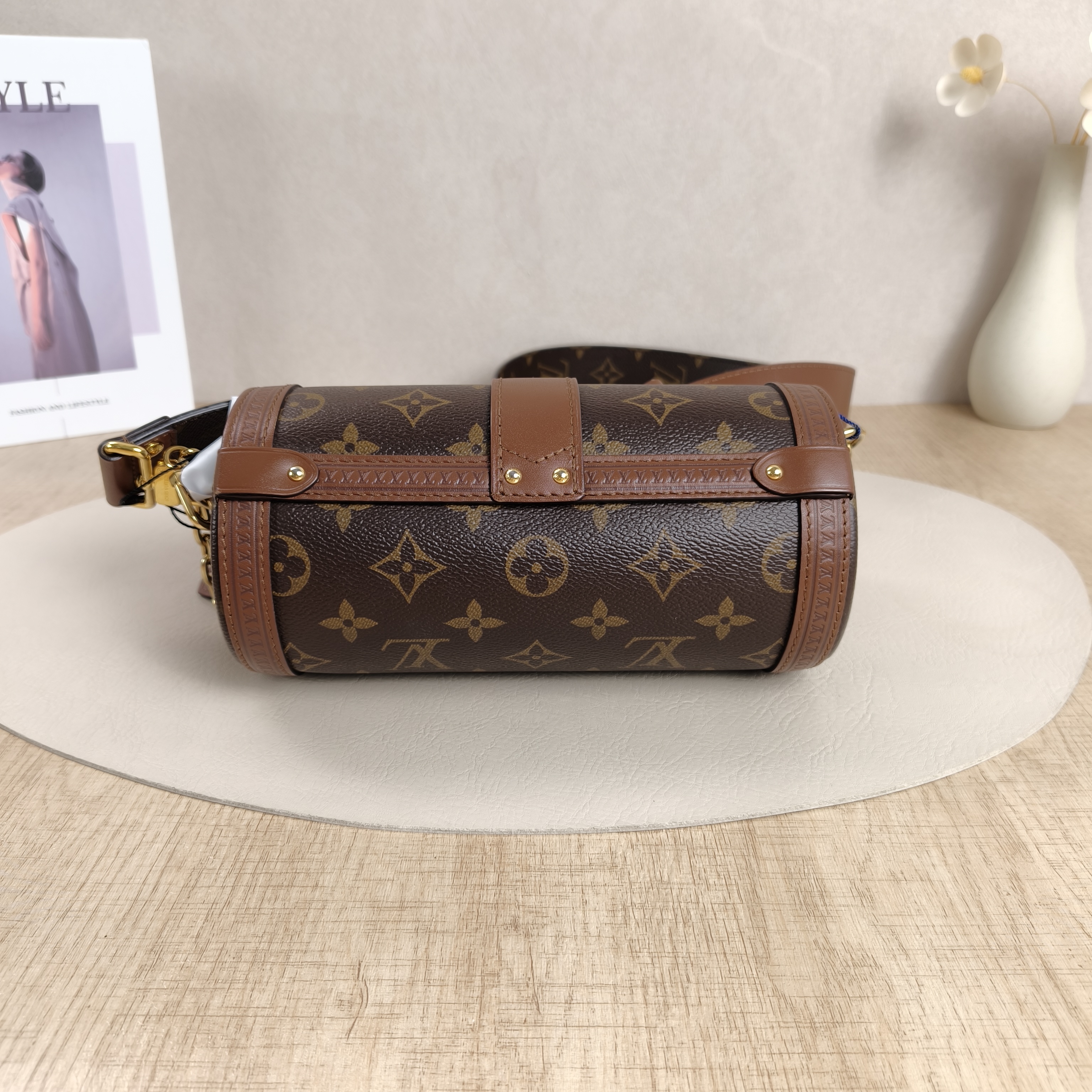 Louis Vuitton Crossbody Bag Papillon Trunk Monogram PVC Small19 × 9 × 9 cm — cover view 8 of 10