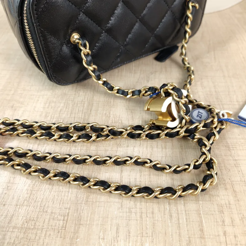 Chanel Crossbody Bag C Edition Black Lambskin One Size 16 × 8 × 9.5 cm — detail view 7 of 14