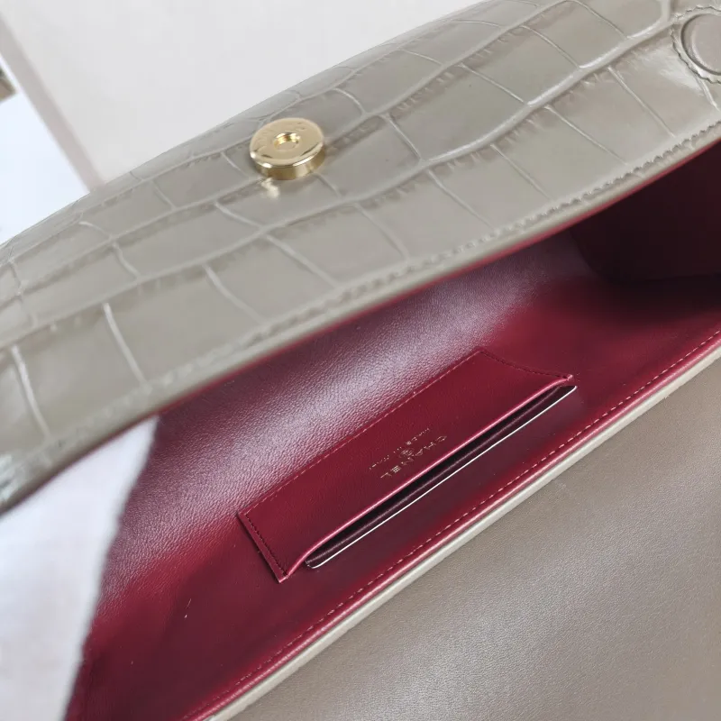 Chanel Shoulder Bag 26a Collection Crossbody Bag Grey Calfskin One Size 23 × 11 × 12.5 cm — detail view 2 of 13