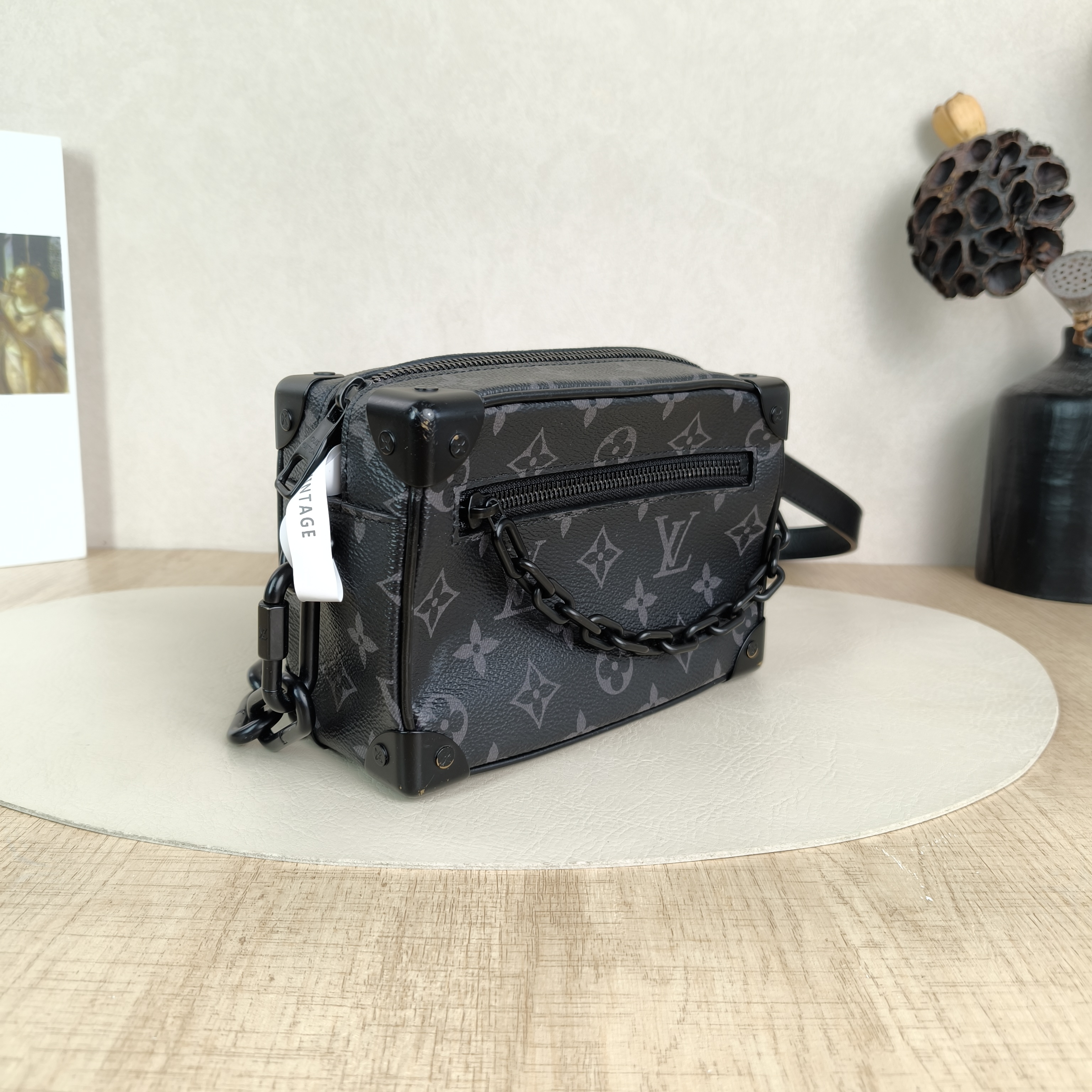 Louis Vuitton Crossbody Bag SOFT TRUNK Box Monogram PV Cmini18.5 × 8 × 13 cm — cover view 2 of 5