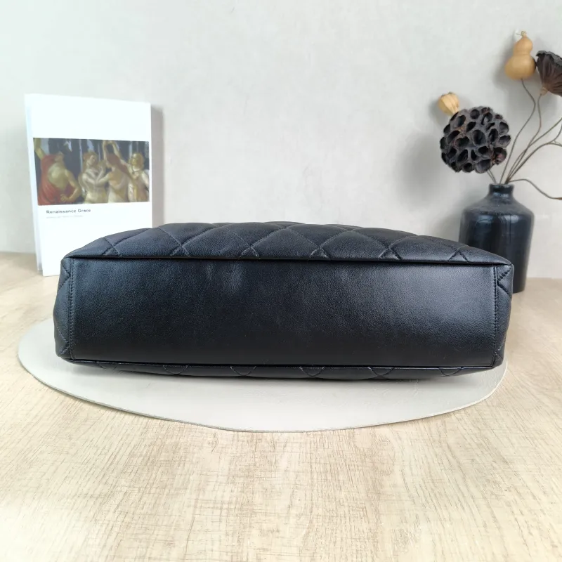 Chanel Shoulder Bag hobo Black Lambskin One Size 39 × 9 × 23 cm — cover view 4 of 5