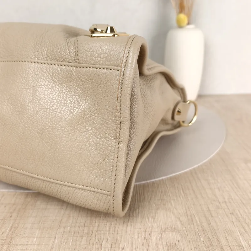BALENCIAGA Shoulder Bag Classic City Calfskin Medium 37 × 15 × 23.5 cm — detail view 4 of 11