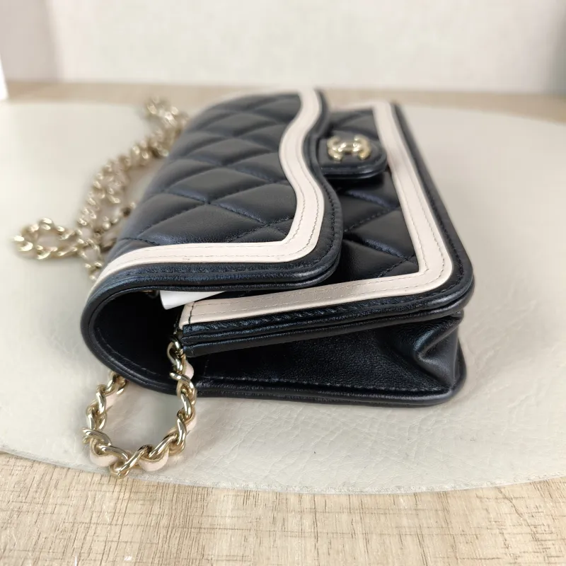 Chanel Crossbody Bag CF Mini WOC Crossbody Bag Black Pink Lambskin One Size 17 × 4 × 10 cm — detail view 7 of 11