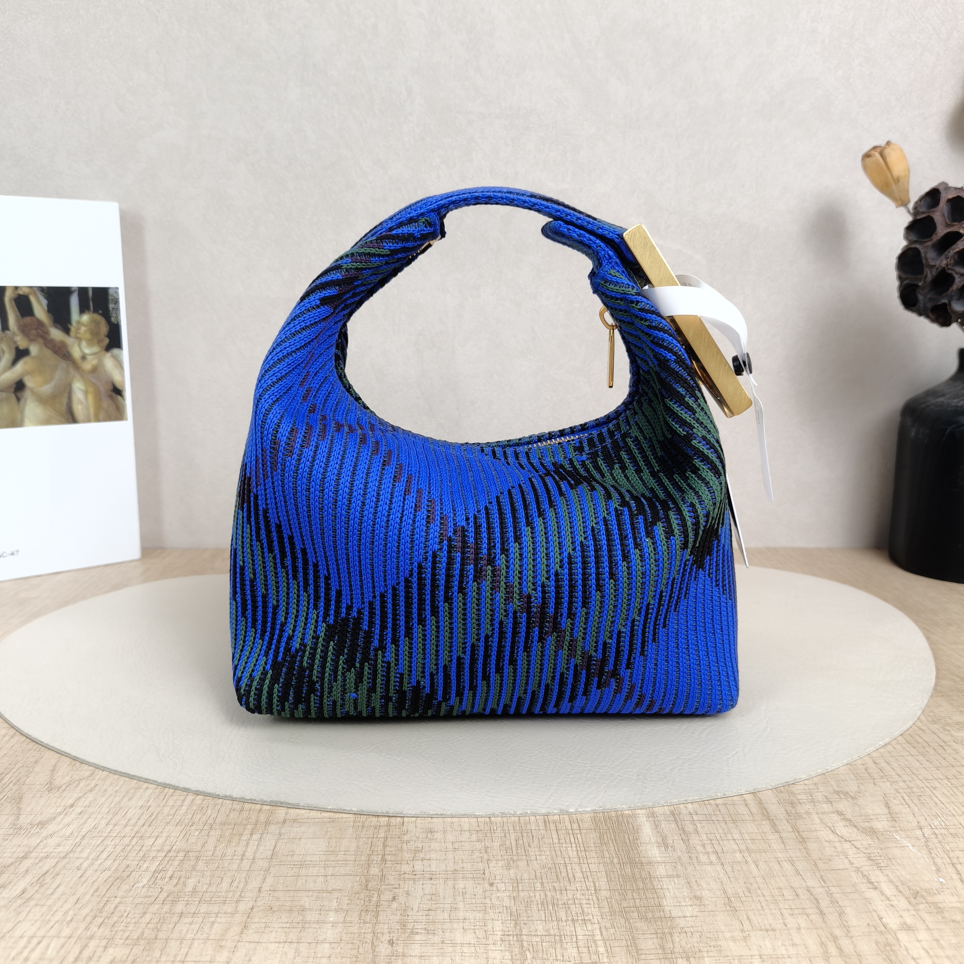 BURBERRY Clutch Clutch Blue Woven One Size21 × 11 × 15 cm — cover view 2 of 5