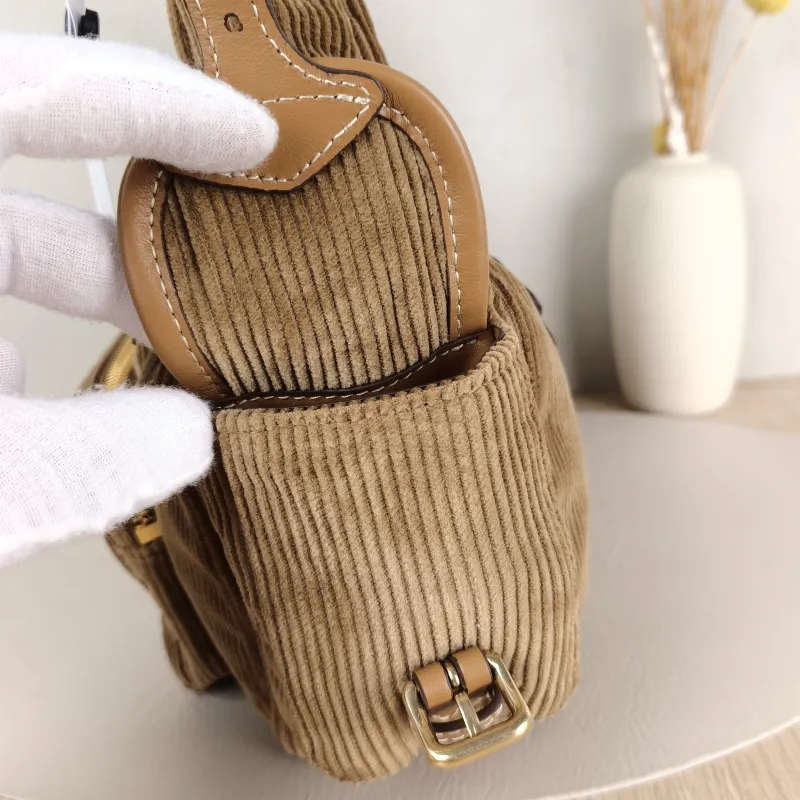 Miumiu Shoulder Bag Pocket Brown Large 32 × 9 × 28 cm — detail view 15 of 15