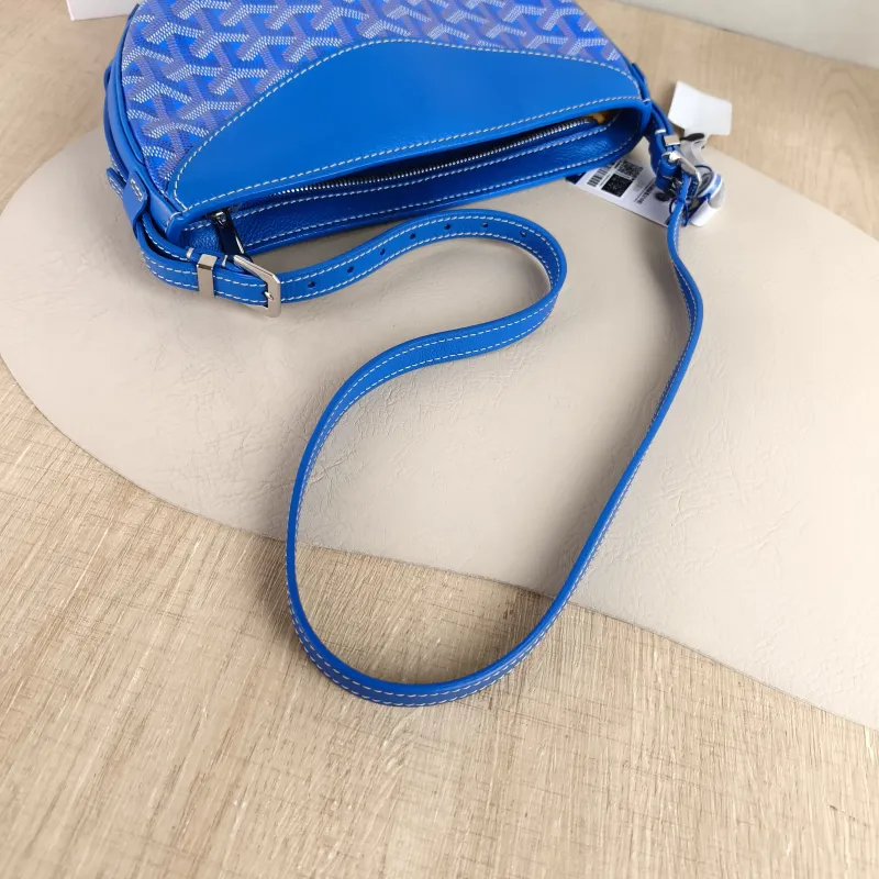 GOYARD Crossbody Bag Hirondelle Blue PVC One Size 25 × 6 × 17 cm — detail view 6 of 10