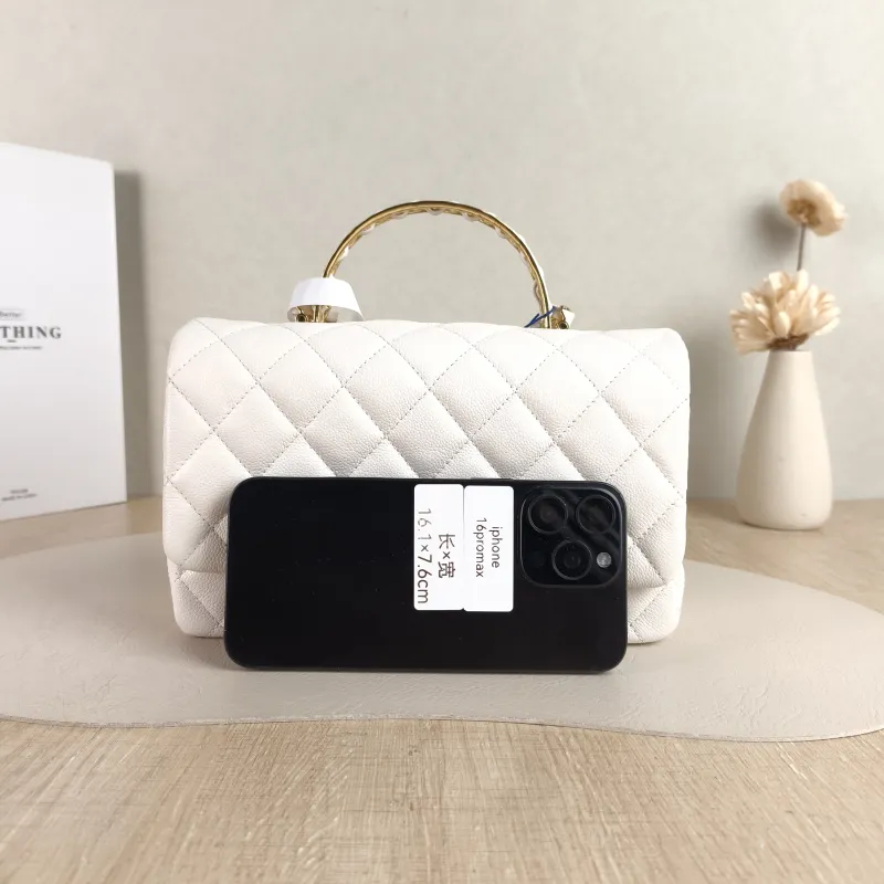 Chanel Crossbody Bag Handle White Grained Calfskin One Size 22 × 7 × 14 cm — cover view 3 of 6