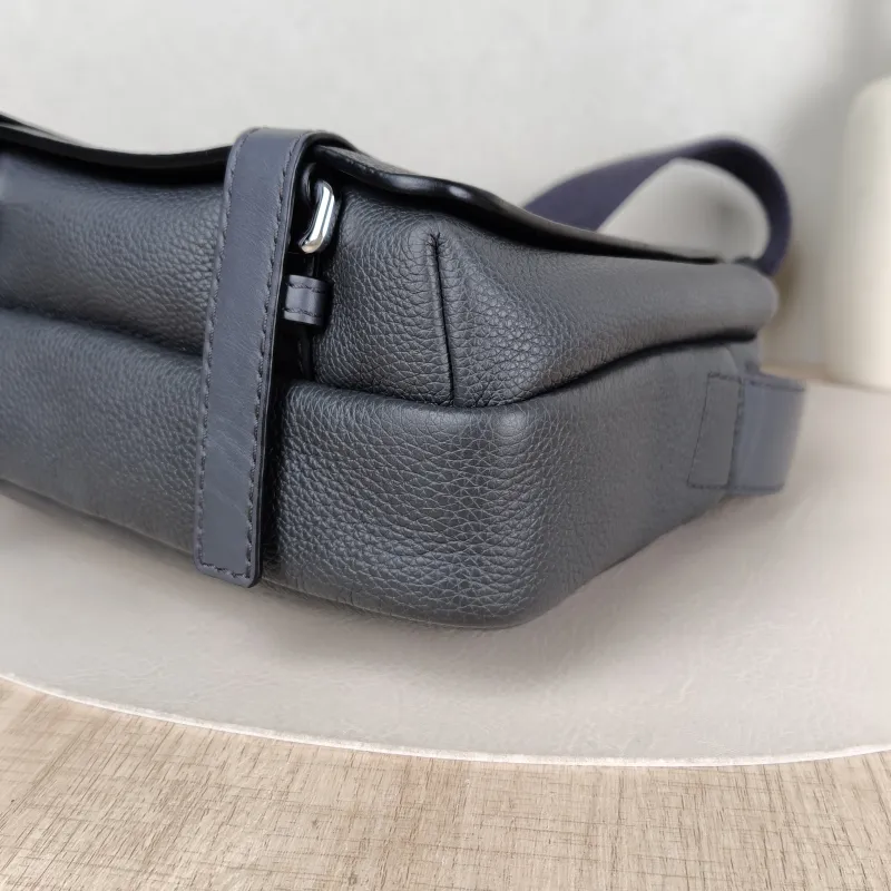 LOEWE Crossbody Bag Military Messenger Messenger Bag Grey Calfskin 25 × 9 × 18 cm — detail view 7 of 12
