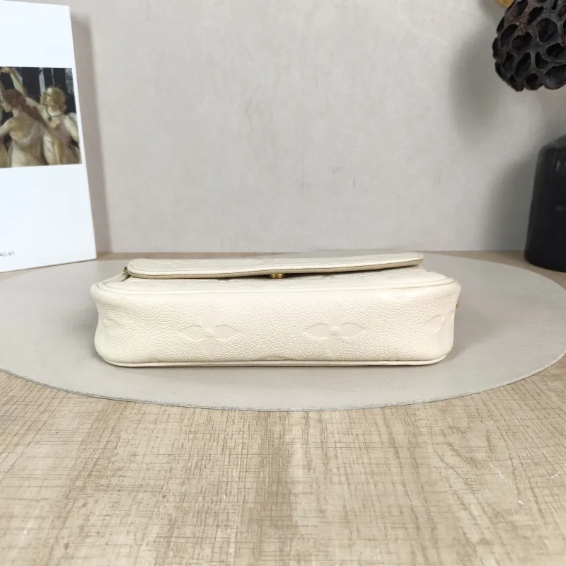 Louis Vuitton Crossbody Bag IVY White Monogram Empreinte Embossed Calfskin Small 23.5 × 4.3 × 12 cm — cover view 4 of 5