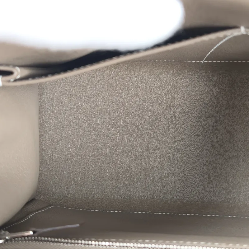 Hermès Shoulder Bag Kelly 28 Silver-Tone Hardware18 Epsom Calfskin Medium28 × 10 × 22 cm — detail view 8 of 13