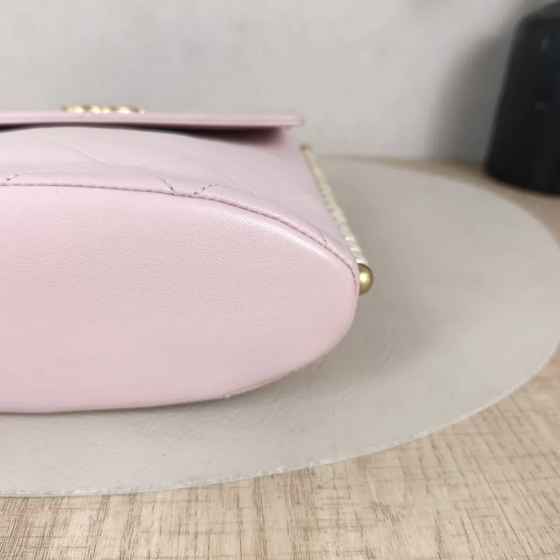Chanel Crossbody Bag Pearl Crossbody Bag Pink Calfskin One Size 19 × 8 × 19 cm 31 — detail view 9 of 12