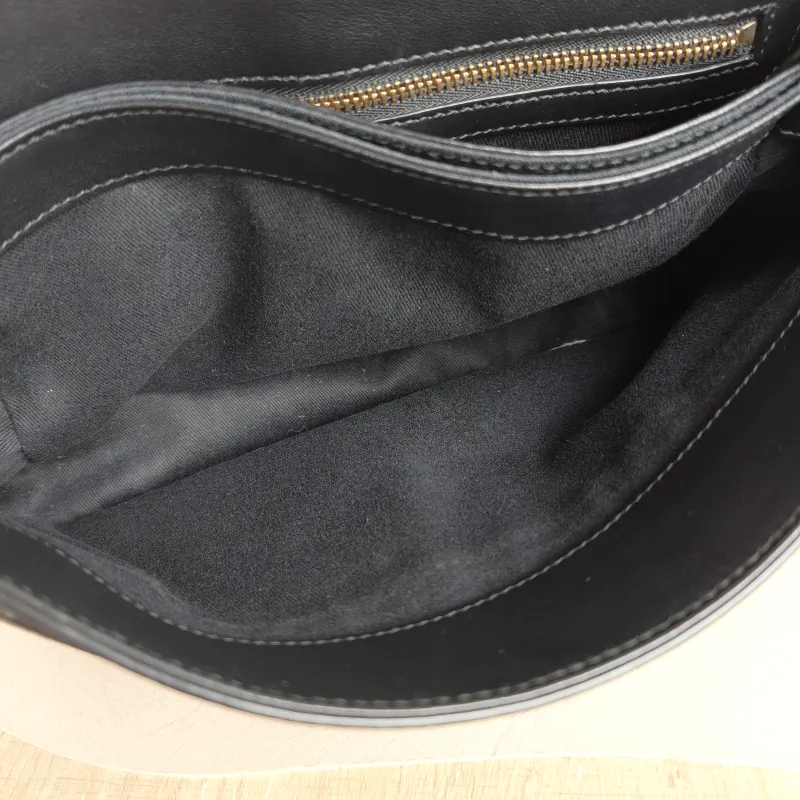 FERRAGAMO Shoulder Bag Black Calfskin 24.5 × 11.5 × 18 cm — detail view 2 of 13