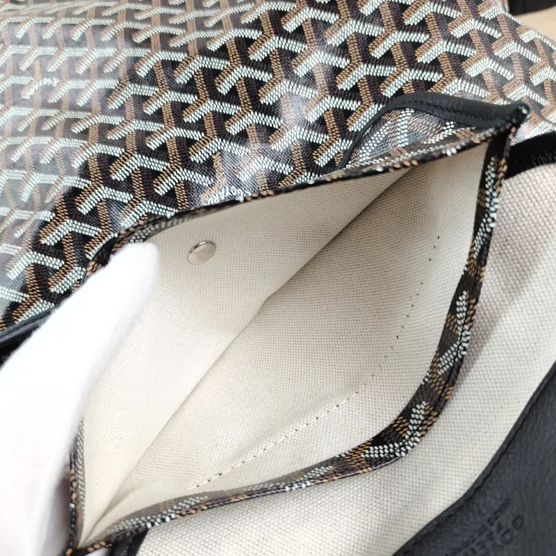 GOYARD Shoulder Bag Boheme Hobo​ Black ine Canvas Small 43 × 14 × 27 cm — detail view 11 of 15