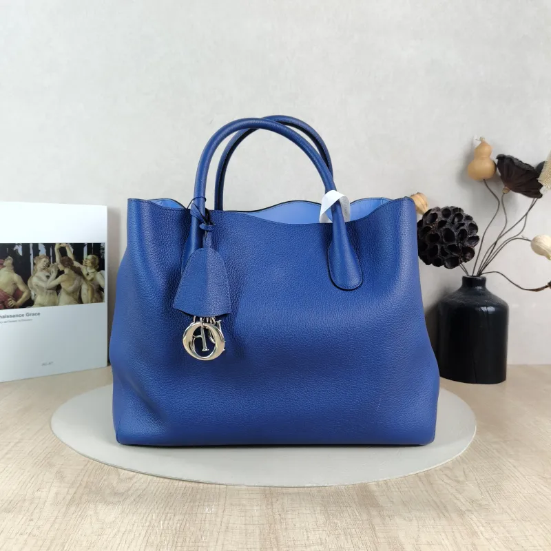 DIOR Shoulder Bag Shoulder Bag Blue Calfskin One Size32 × 20 × 25 cm
