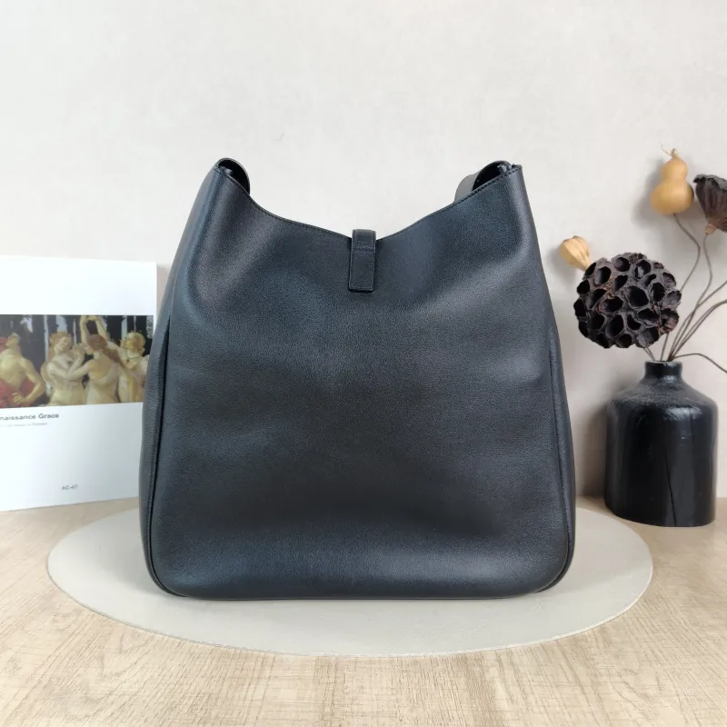 SAINT LAURENT Shoulder Bag LE 5 À 7 Hobo Black Calfskin Large30 × 13 × 31 cm — cover view 5 of 6