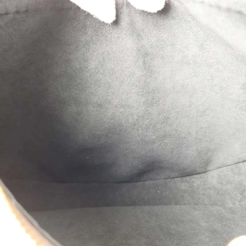 Louis Vuitton Shoulder Bag COOKIE Monogram PVC BB 28.5 × 5 × 19 cm — detail view 10 of 13