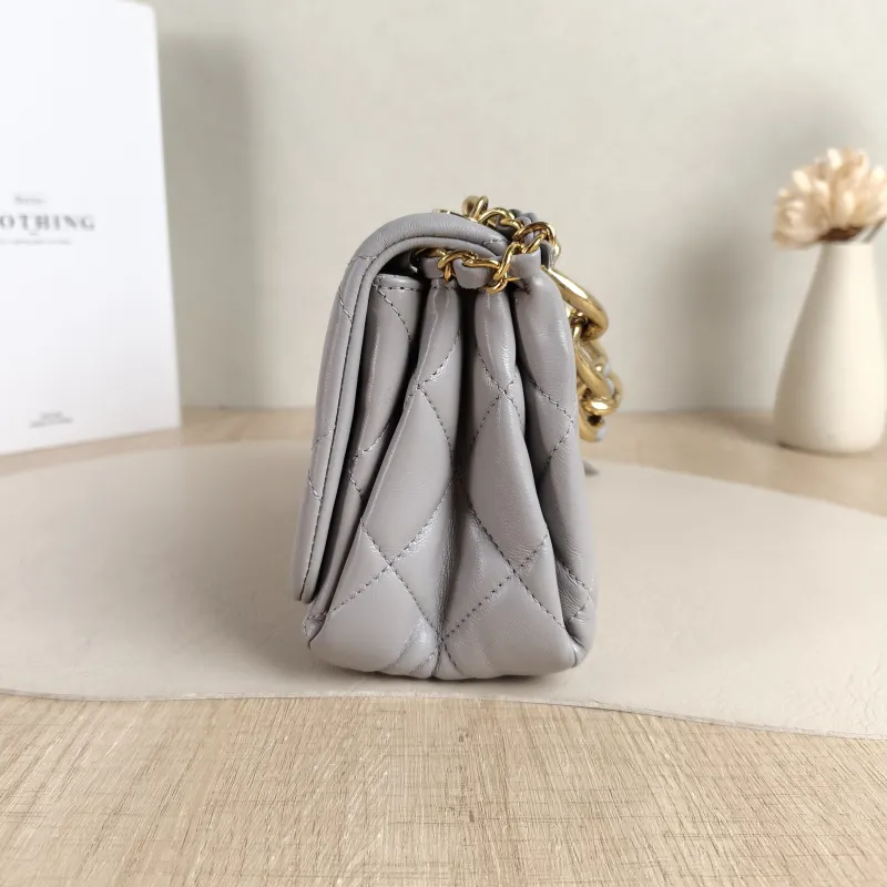 Chanel Crossbody Bag Grey Lambskin One Size 20 × 9 × 13.5 cm — detail view 10 of 10