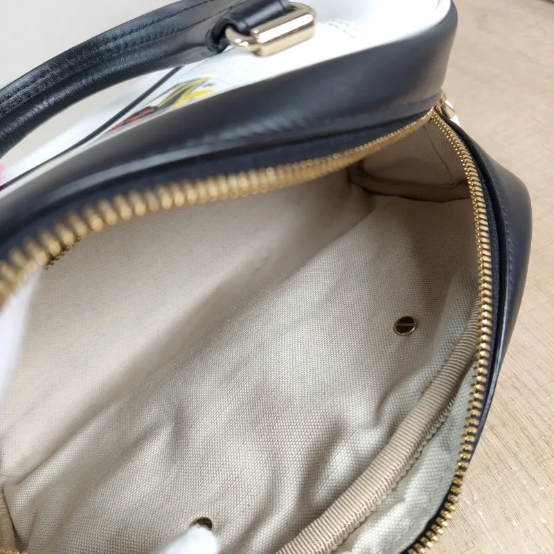 DIOR Top Handle Bag Vibe Bowling White Calfskin 25 × 11 × 15 cm — detail view 6 of 11