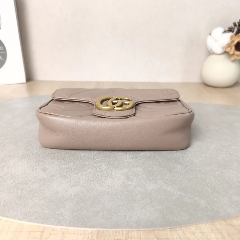 GUCCI Crossbody Bag GG Marmont Mini Marmont Mini Calfskinmini16.5 × 4.5 × 9.5 cm — cover view 4 of 5